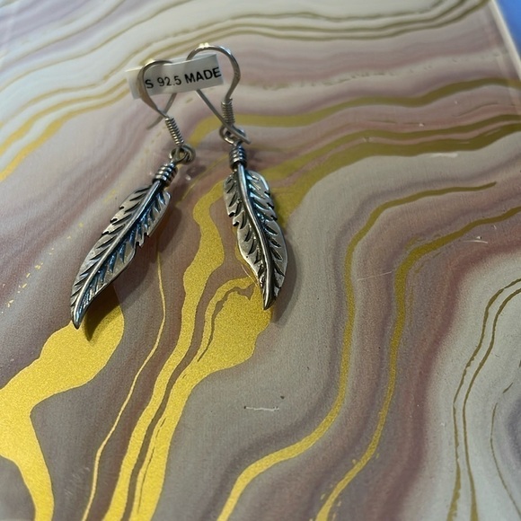 NWT Vintage Sterling Silver Feather Earrings - Picture 1 of 4
